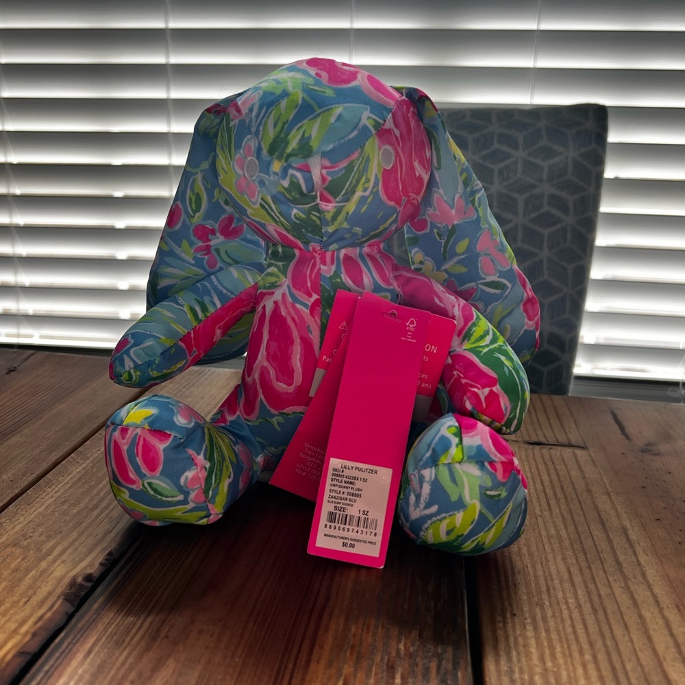 Lilly Pulitzer Bunny Plush. NWT.